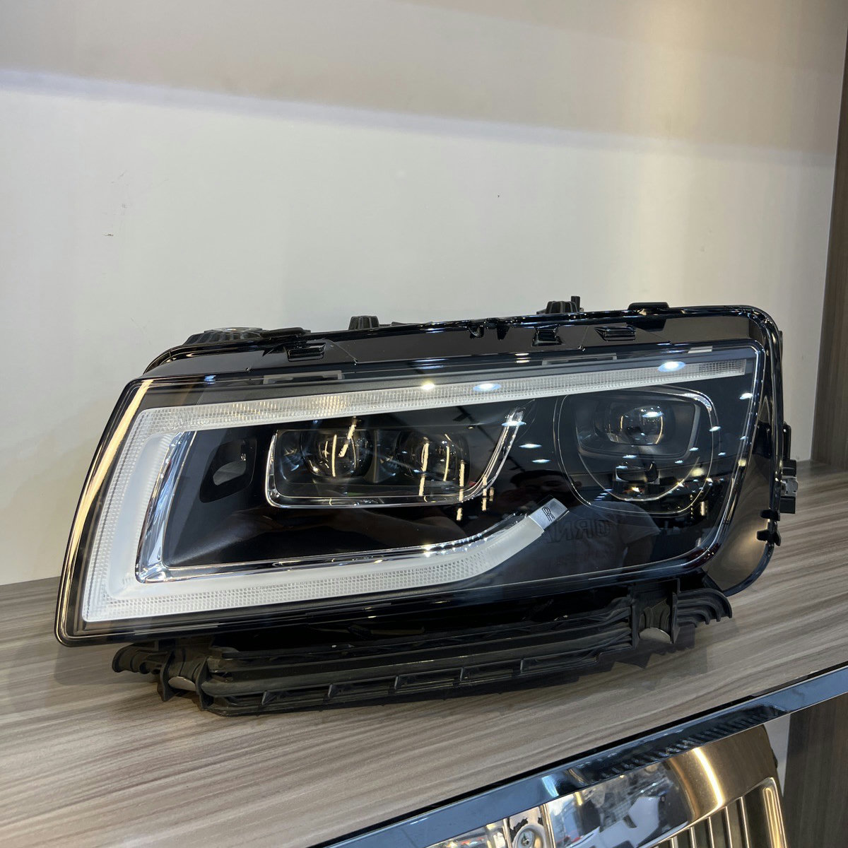 Rolls-Royce GHOST Left Laser Headlight