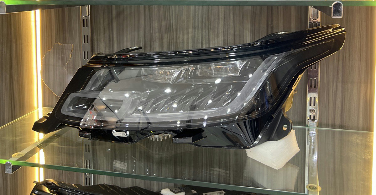 Land Rover Range Rover Sport L494 Right Headlight LED