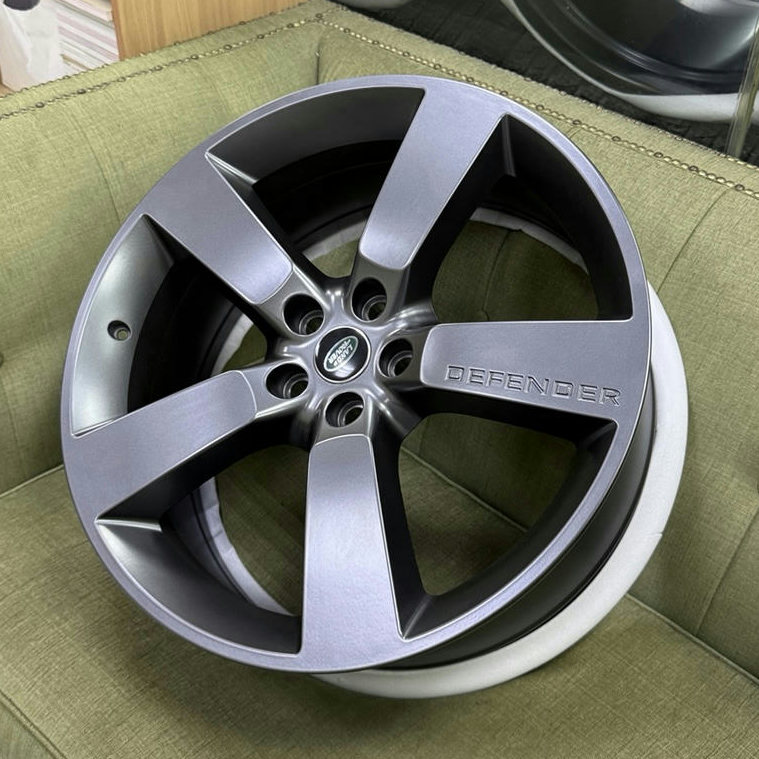 Land Rover Defender L663 22" Alloy Wheel original