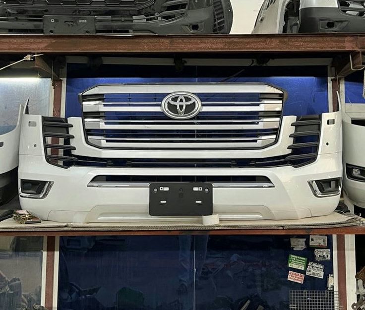 Toyota Land Cruiser 300 - Front Bumper Assembly White