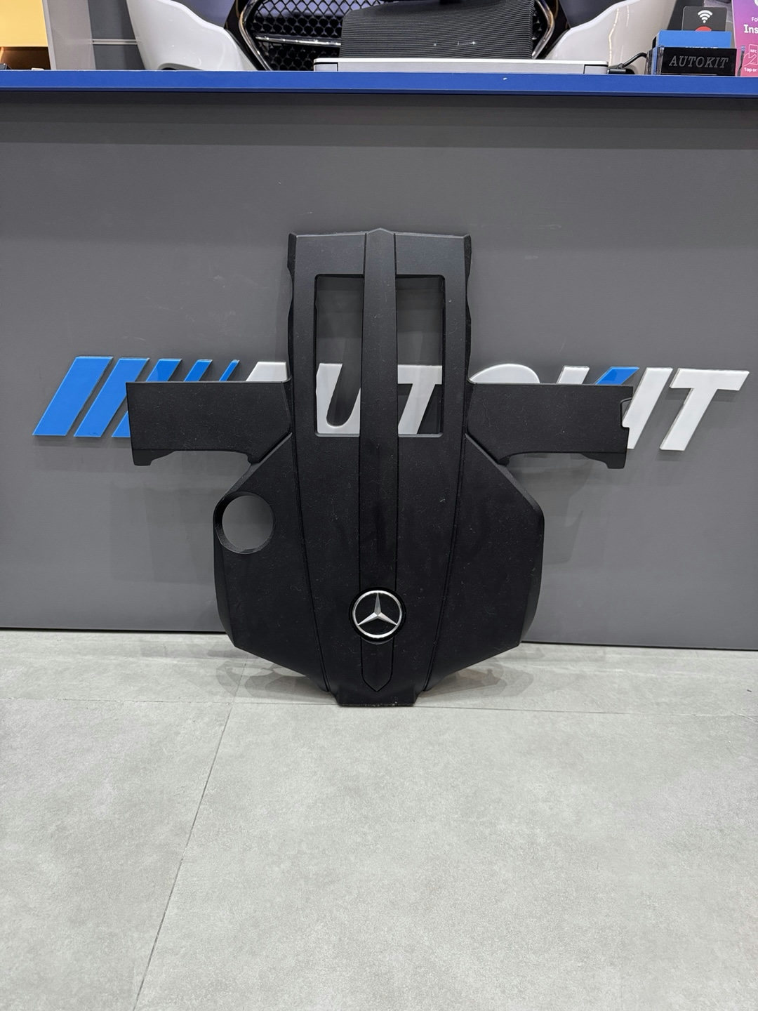 Mercedes Benz M276 Engine Cover