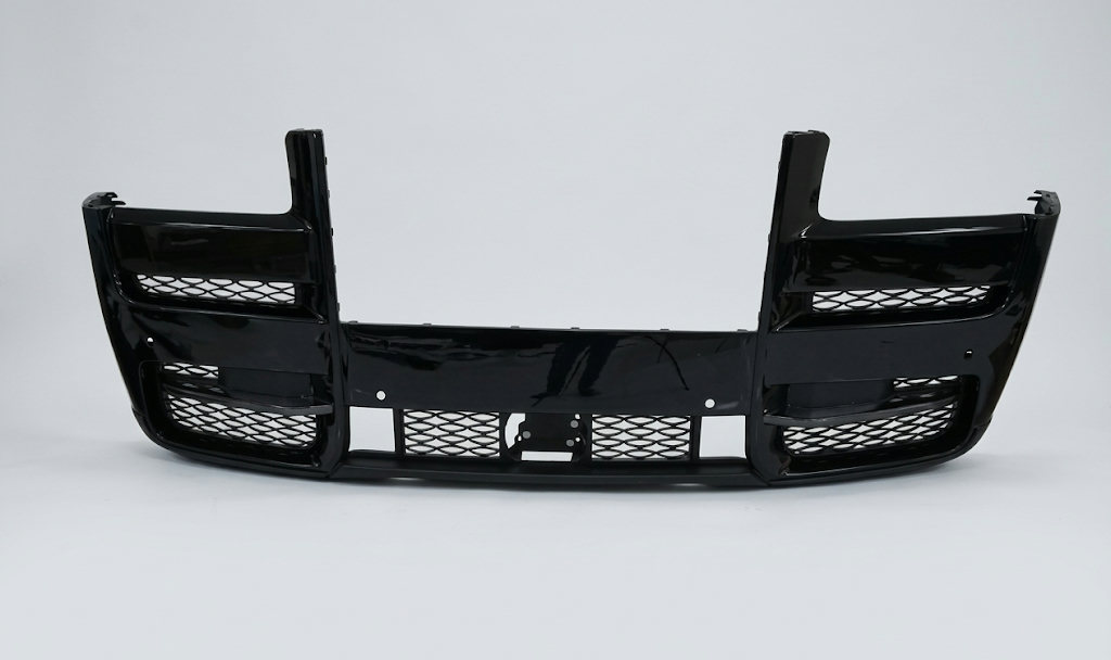 Rolls Royce Cullinan Front Bumper