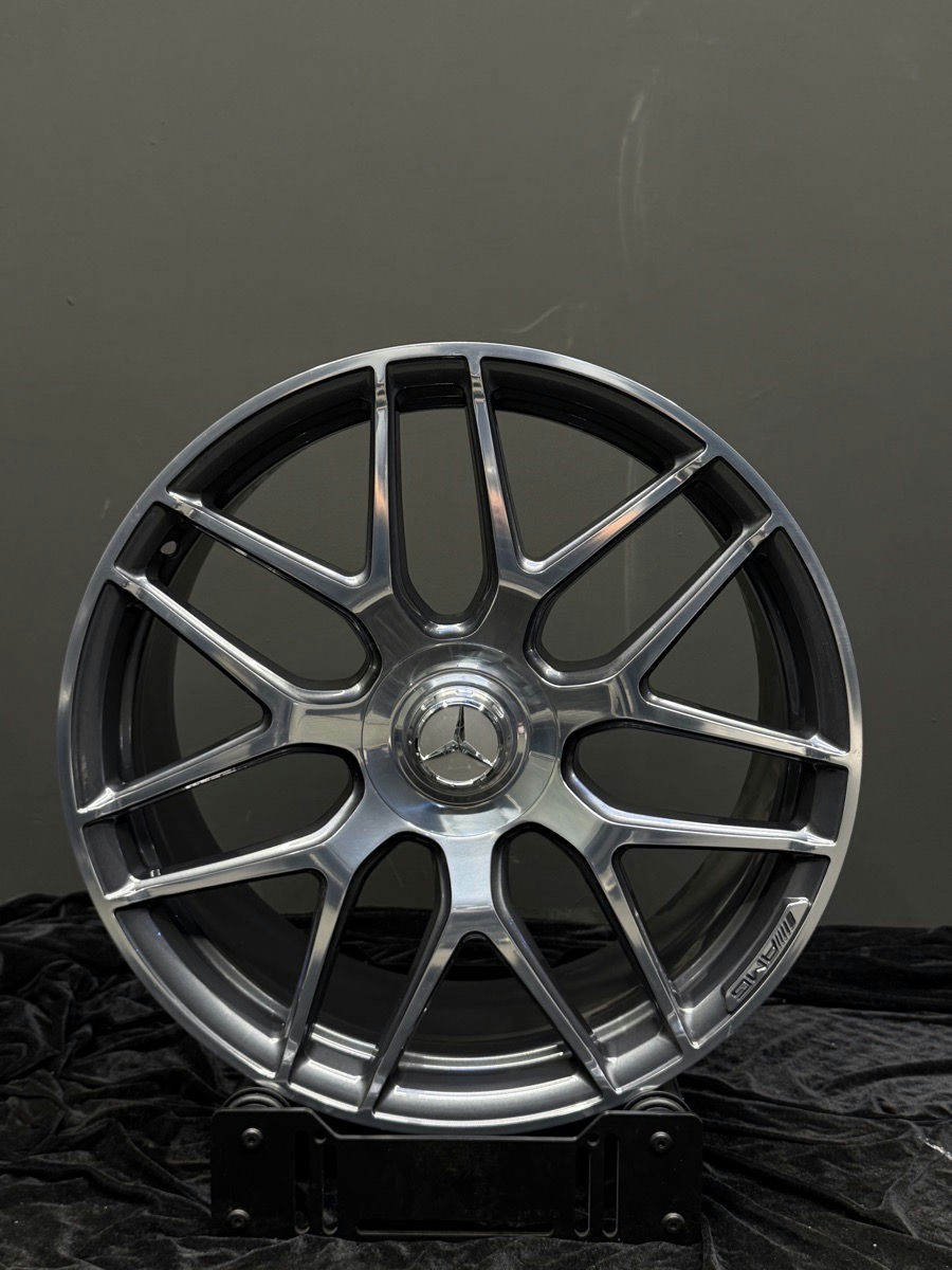 Mercedes Benz G class 63 AMG wheels