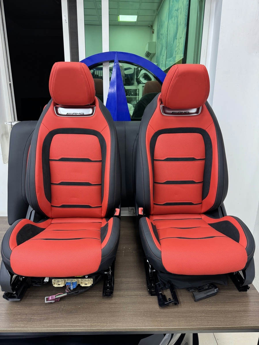 Mercedes-Benz AMG GT w290 Performance Front Seats Red/Black Pair