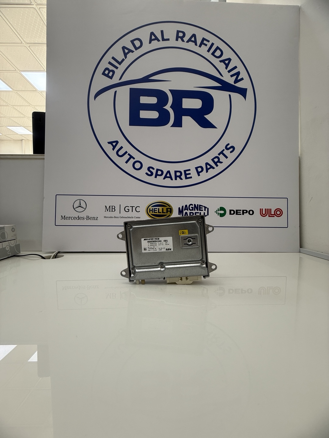 Mercedes-Benz AMG A0009004344 /001 Headlight Control Unit