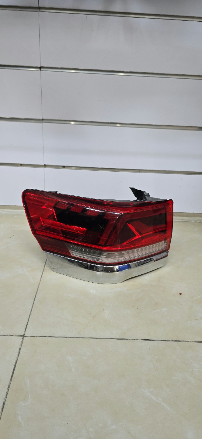 Volkswagen Atlas AD/BW Left Hand Taillight