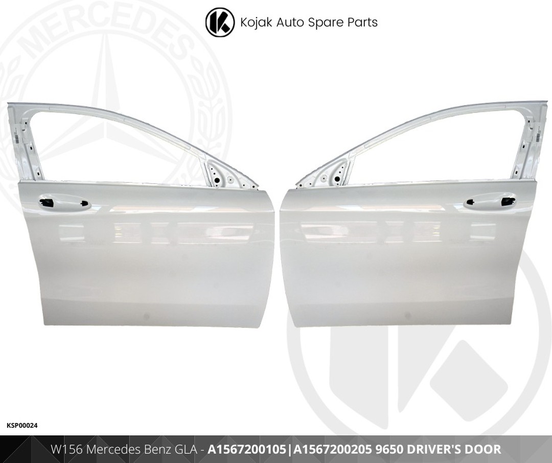 Front Left Driver's Door Mercedes-Benz GLA W156