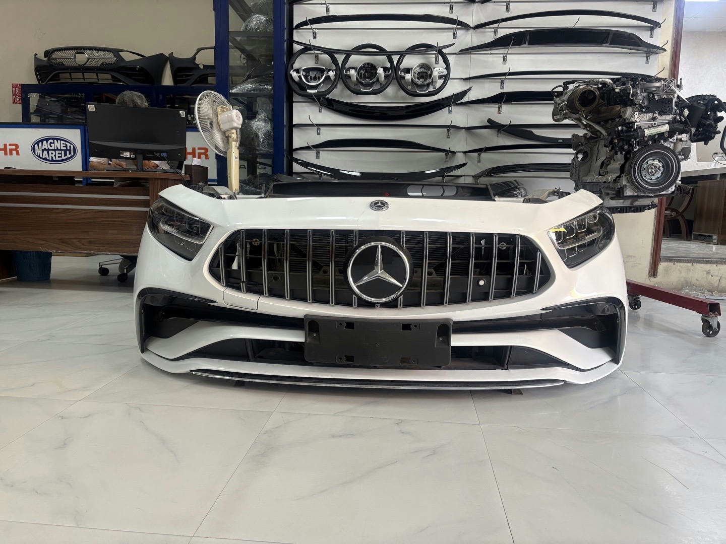 Mercedes-Benz CLS C257 AMG Front Bumper Assembly White
