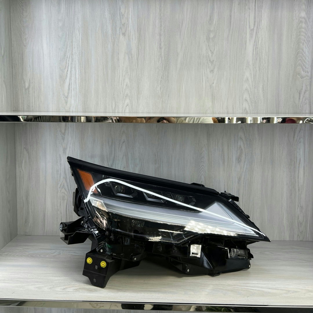 Lexus LX600 - Headlight RH LED