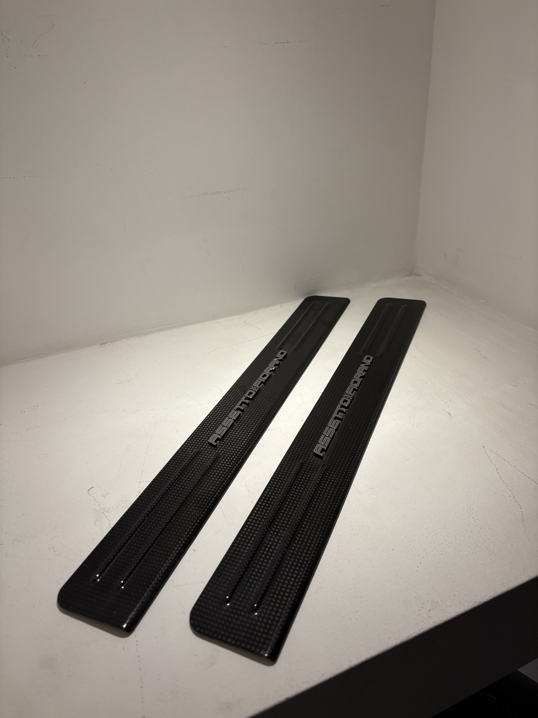 Ferrari SF90 Assetto Fiorano Carbon Fiber Door Sills Set