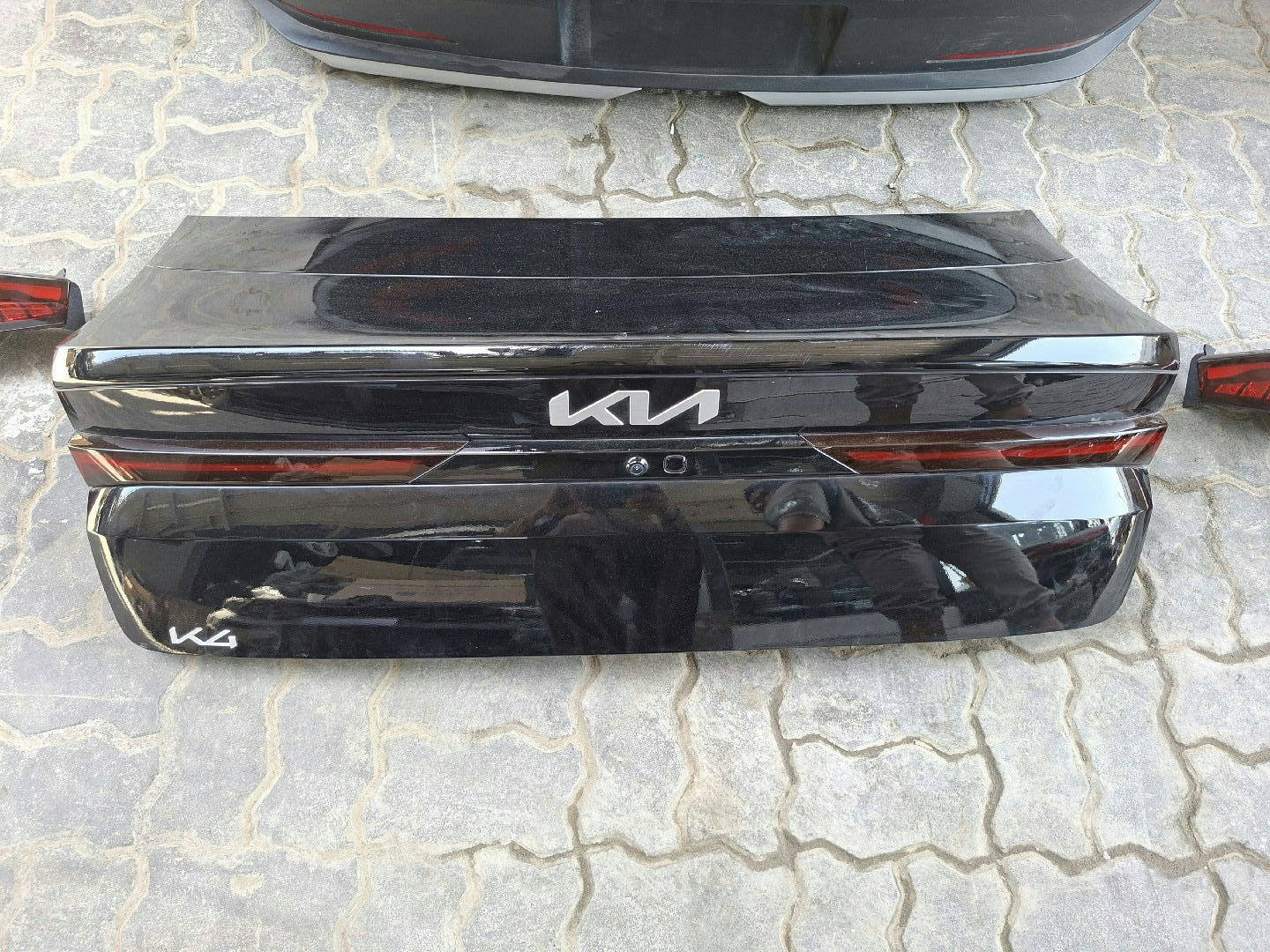 Kia K4 Rear duky complete