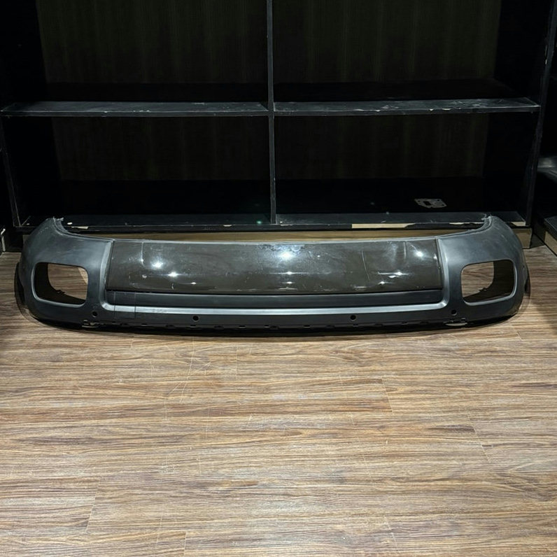 Rolls-Royce Cullinan - Rear Bumper