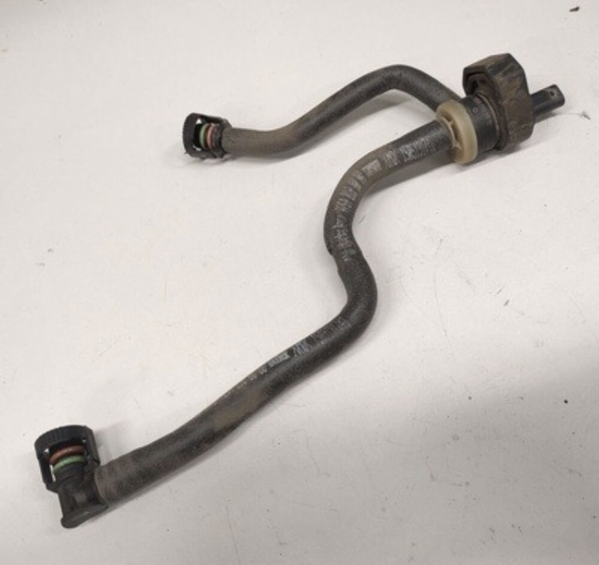 Bleed Line Fits Benz C257 S205 C205 A238 CLS350 C260 E300 E350 M264