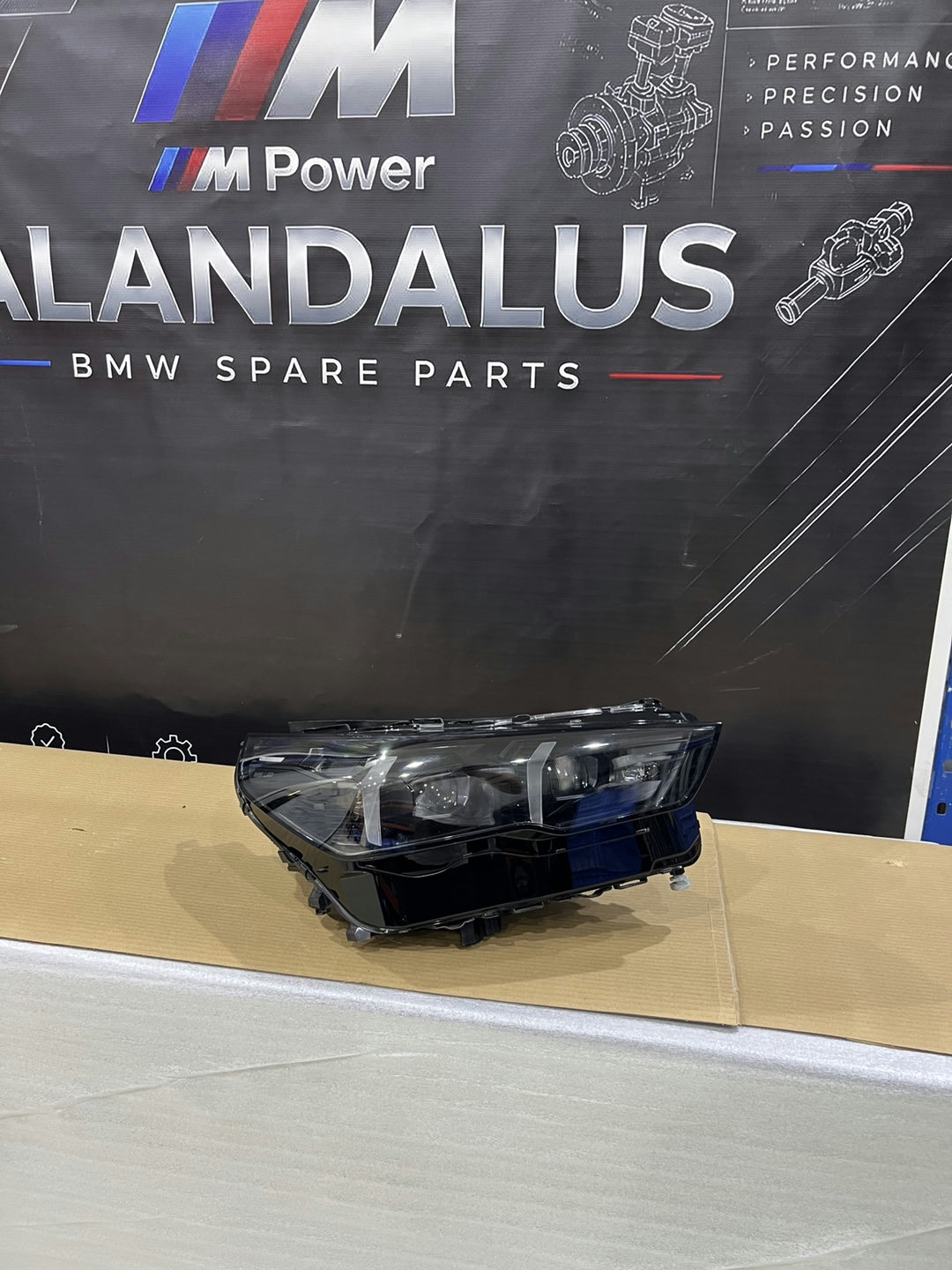 BMW G60 5 Series - LED Headlight RH