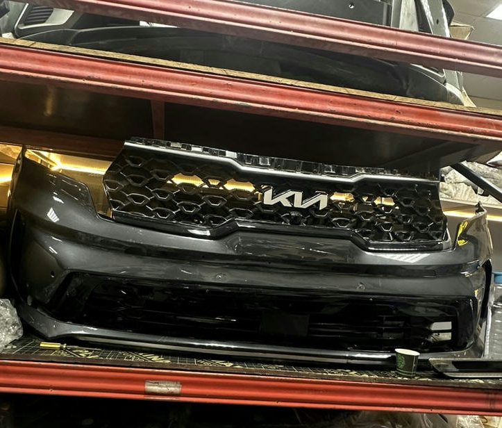 KIA Sorento MQ4 Front Bumper Assembly with Grille