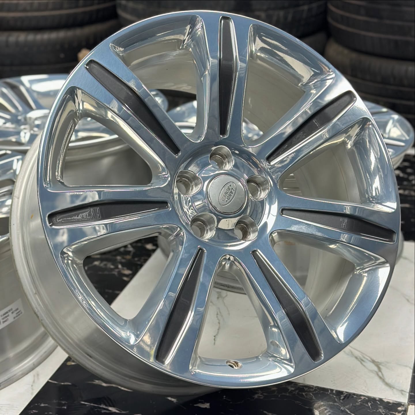 Original Range Rover SV Wheels