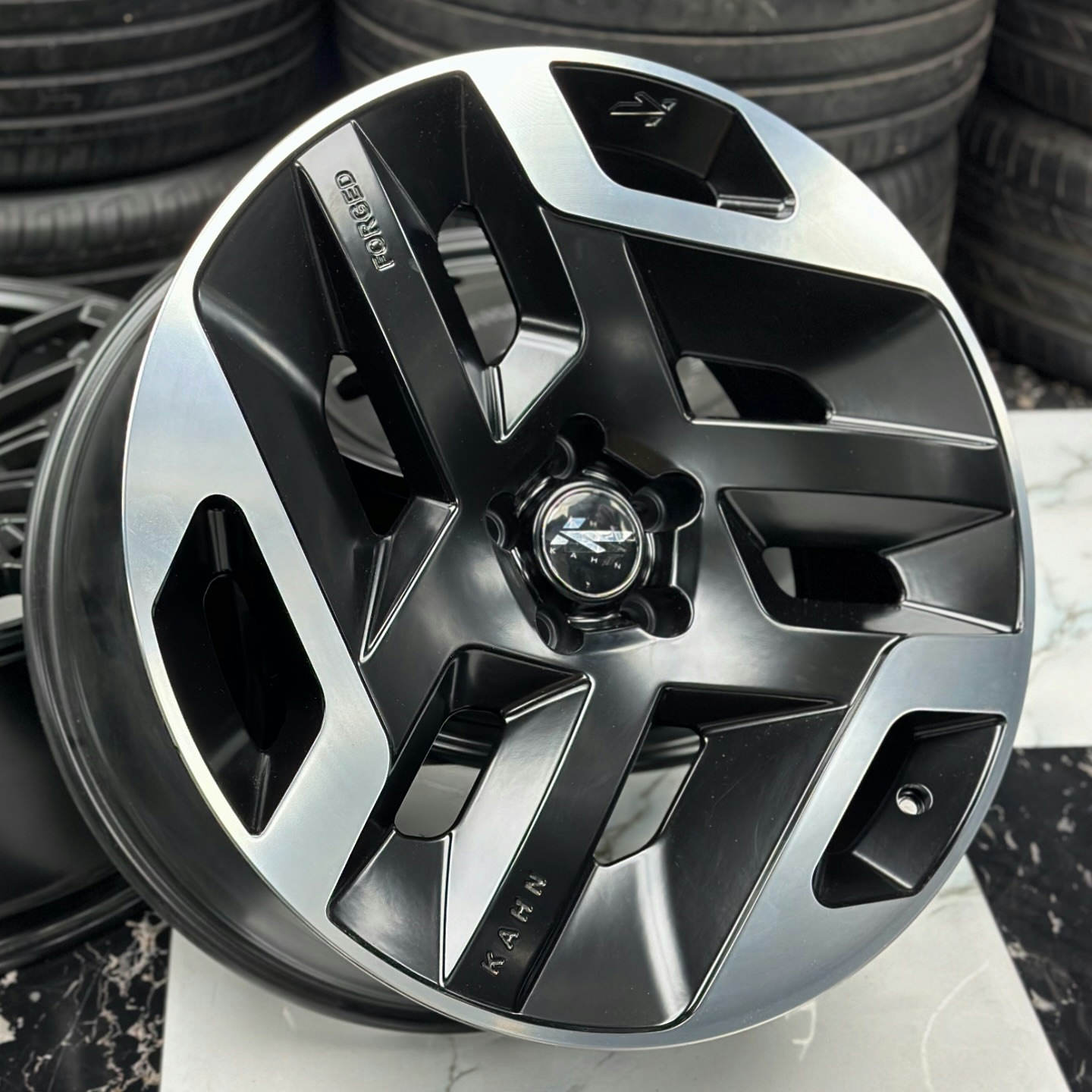 Original Kahn Design Wheels