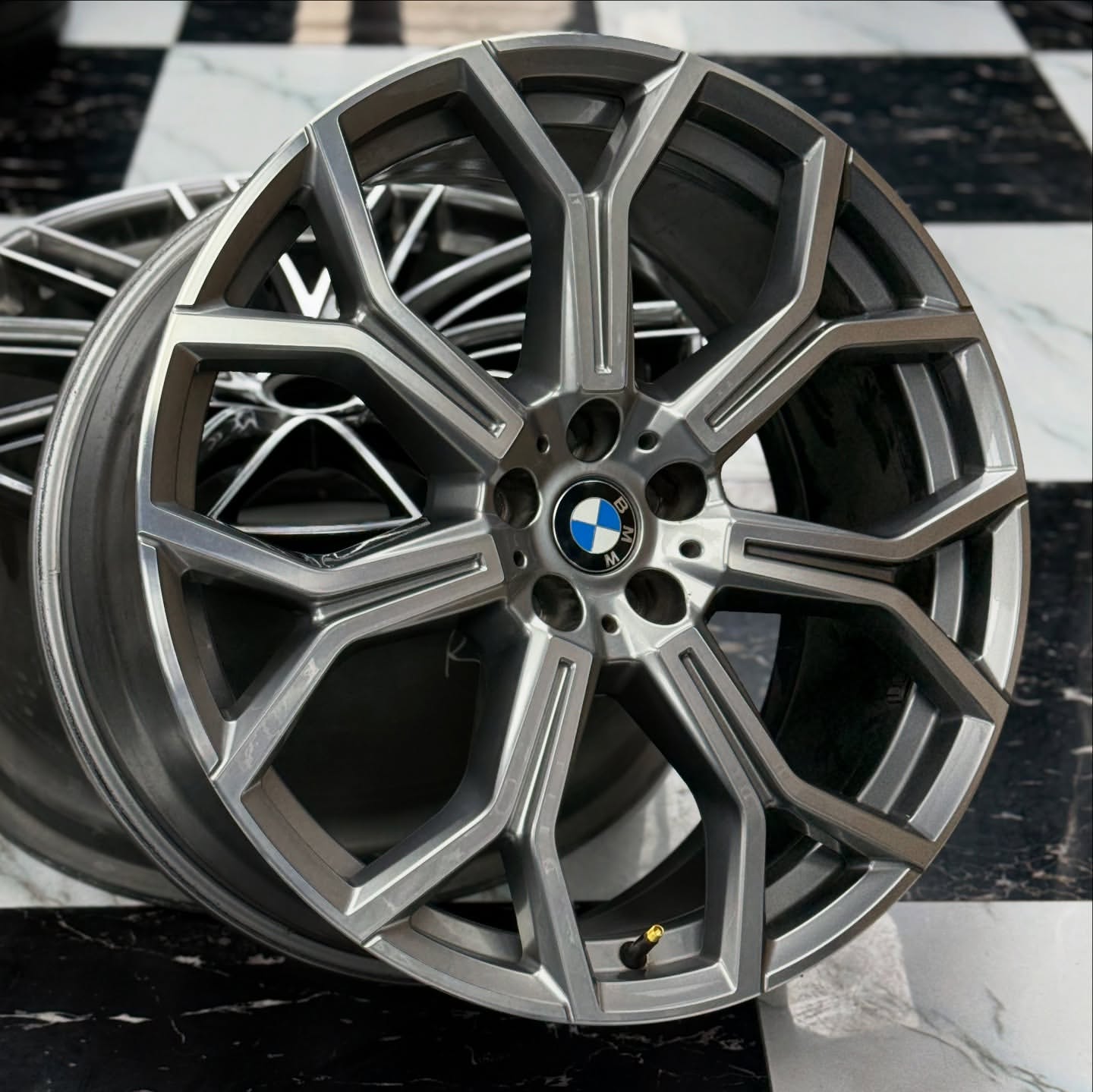 Original BMW X7 Wheels
