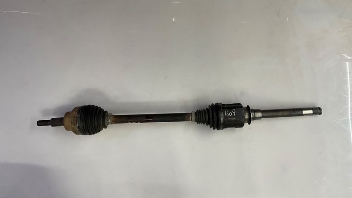 Axle(RHF) - 2011 Jeep Grand Cherokee Limited WK