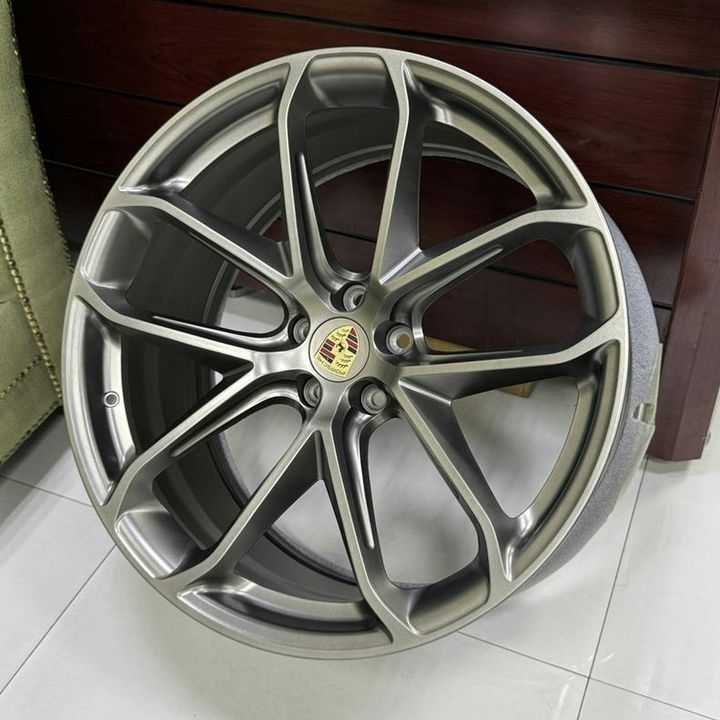 Porsche Cayenne 22- inch GT Wheel