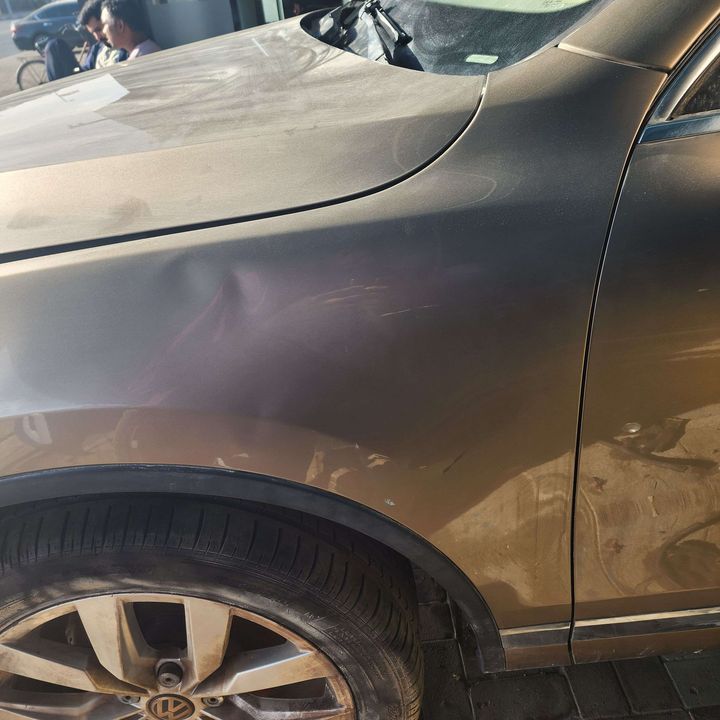 Fender (LHF) - 2016 Volkswagen Touareg