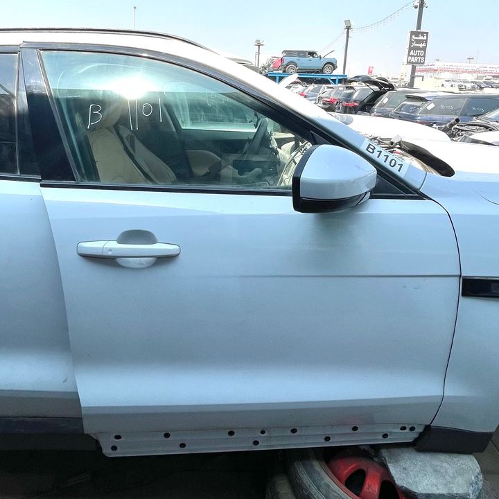 Door (RHF) - 2018 Jaguar F PACE