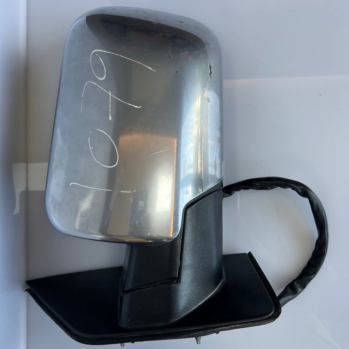 Side Mirror (RH) - 2010 Nissan Armada