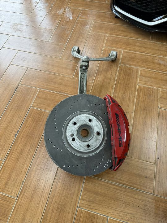 Mercedes-Benz AMG Front Brake Caliper & Rotor Set