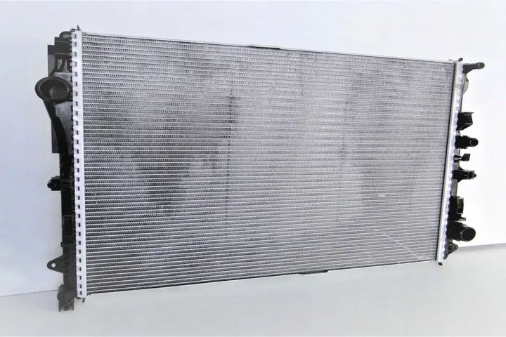 RADIATOR 5003303