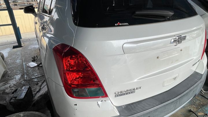 Trunk - 2016 Chevrolet Trax