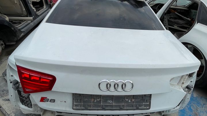 Trunk/hatch/tailgate - 2014 Audi S8