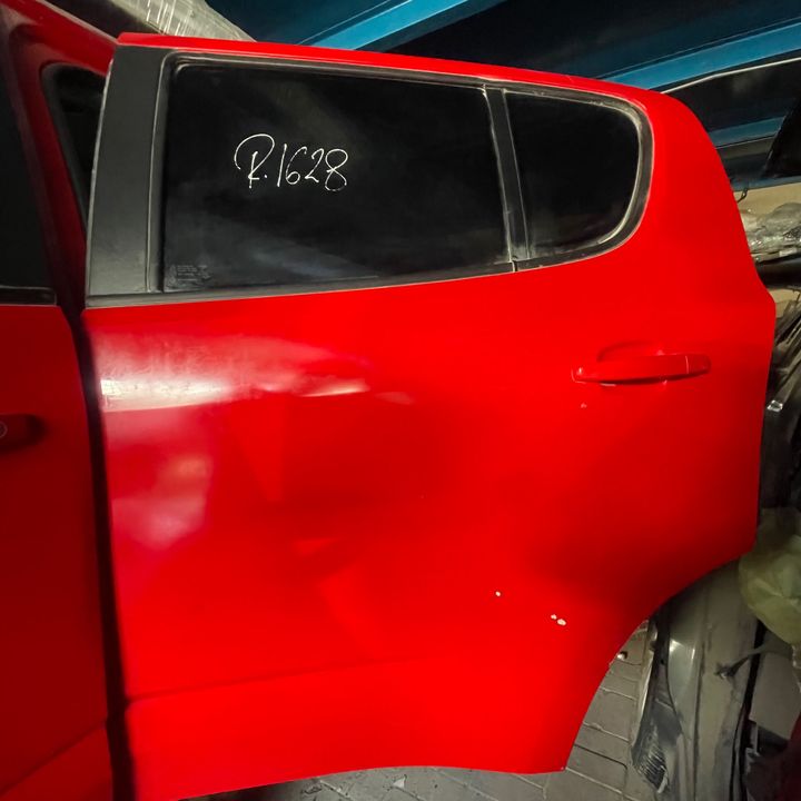 Door (LHB) - 2017 CHEVROLET TRAILBLAZE