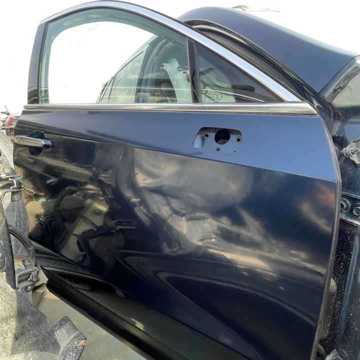 Door (RHF) - 2019 Cadillac XT4