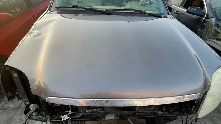 Hood/Bonnet - 2011 GMC Yukon XL SLT 1/2 ton