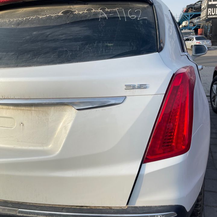 Trunk - 2017 Cadillac XT5
