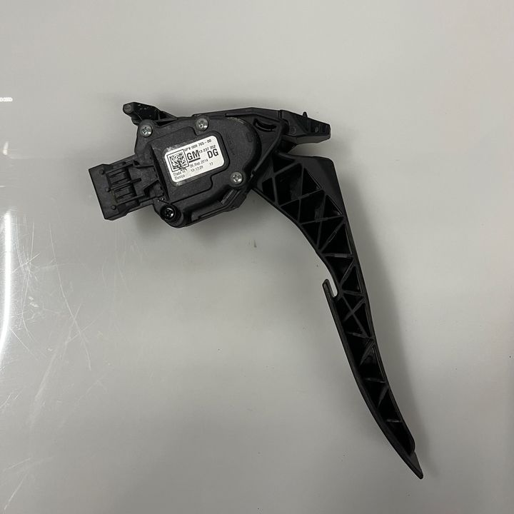 Accelerator pedal - 2015 Chevrolet Impala