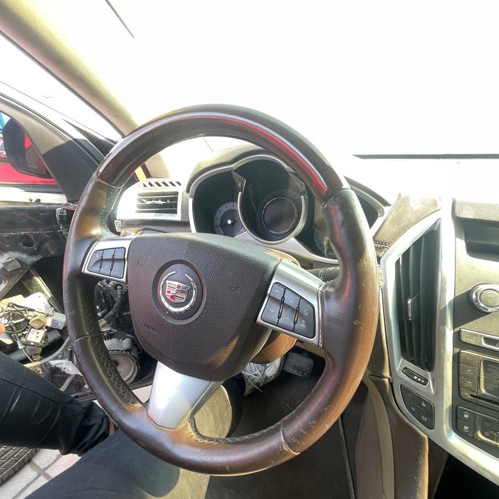 Steering Wheel - 2010 Cadillac SRX Premium