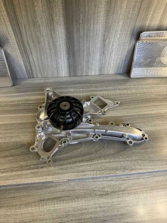 Mercedes-Benz M276 Engine Water Pump A2762010701