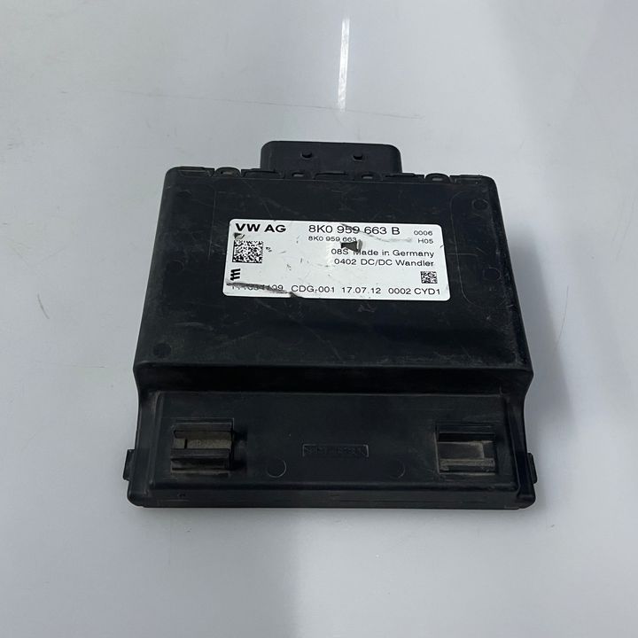 Volt Converter - 2013 Audi A4