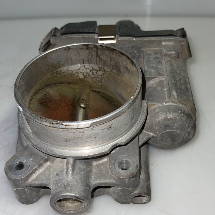 Throttle body - 2010 Chevrolet Malibu LTZ