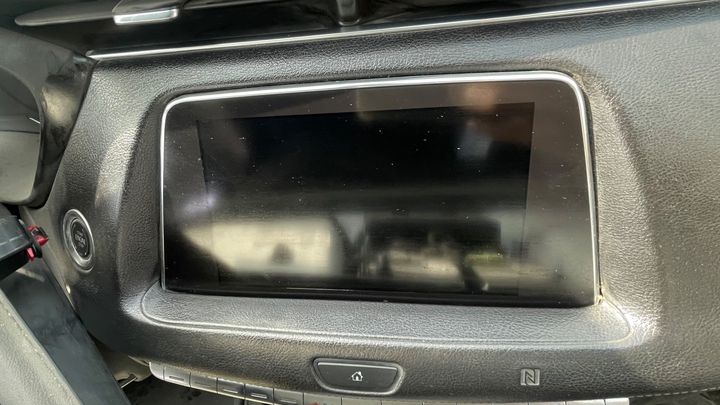 Info-gps-tv screen - 2019 Cadillac XT4