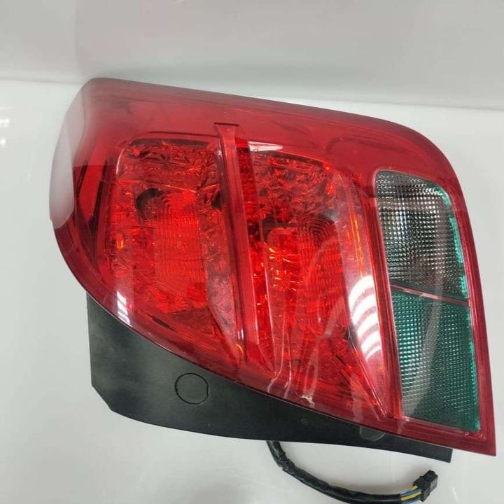 Tail Light (RH) - 2017 Chevrolet Trax