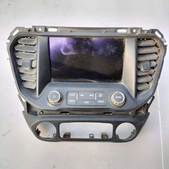 Info-gps-tv screen - 2019 GMC Acadia