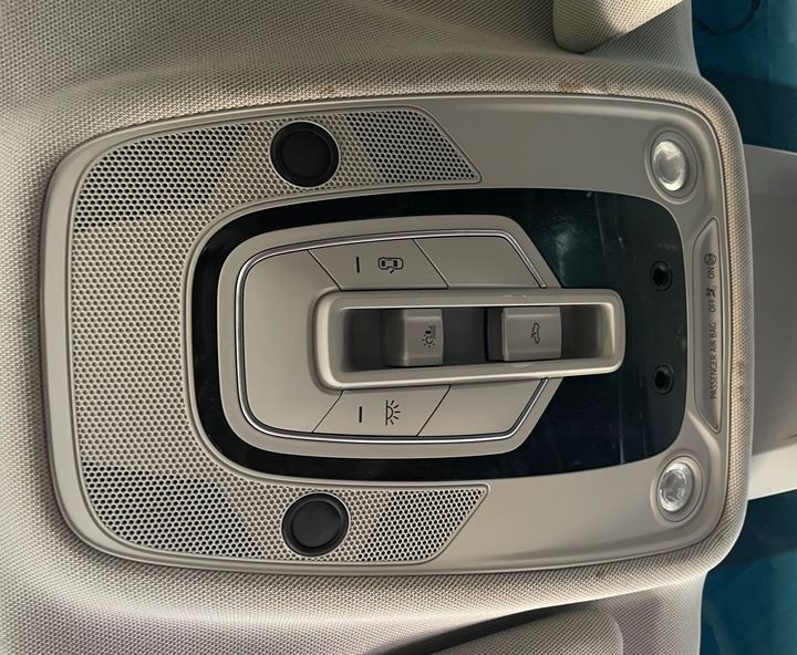 Overhead Console - 2019 Audi Q8