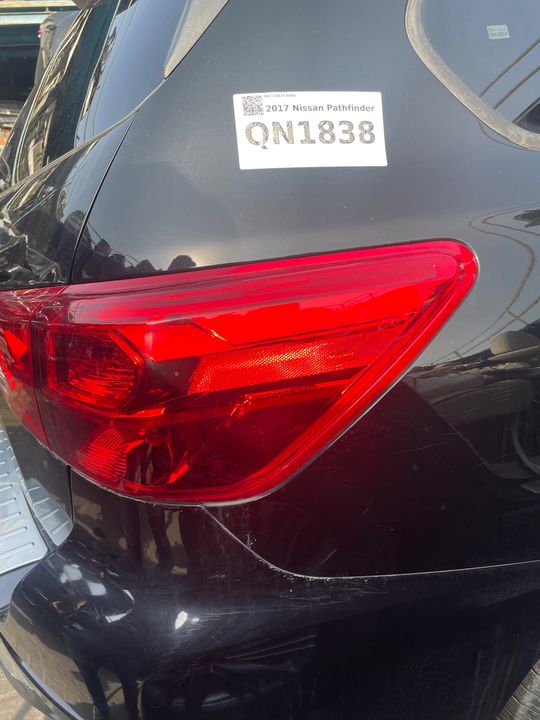 Tail Light (RH) - 2017 Nissan Pathfinder