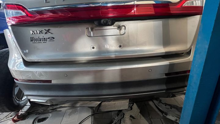 Rear Bumper - 2017 Lincoln MKX