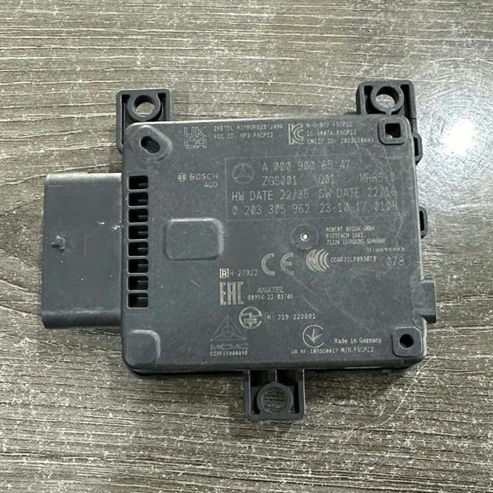 Mercedes-Benz Mid-Range Radar Sensor MRR1plus