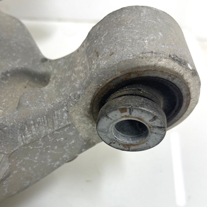 Rear Spring Mount Control Arm RHB - 2019 Lincoln Nautilus Reserve