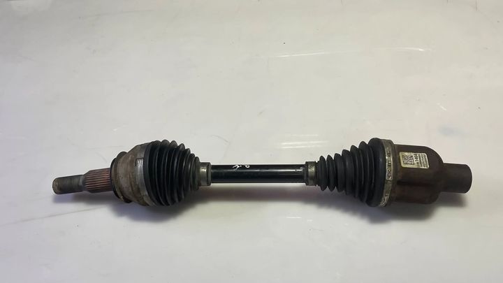 Axle(RHF) - 2018 GMC Acadia SLE
