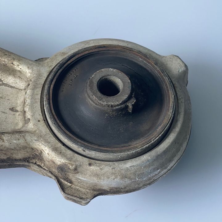 Lower arm (RH) - 2014 Nissan Pathfinder